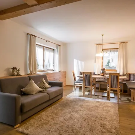 Heim Apartament *